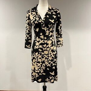 Black & Cream Floral 3/4 sleeves mini Dress size extra small